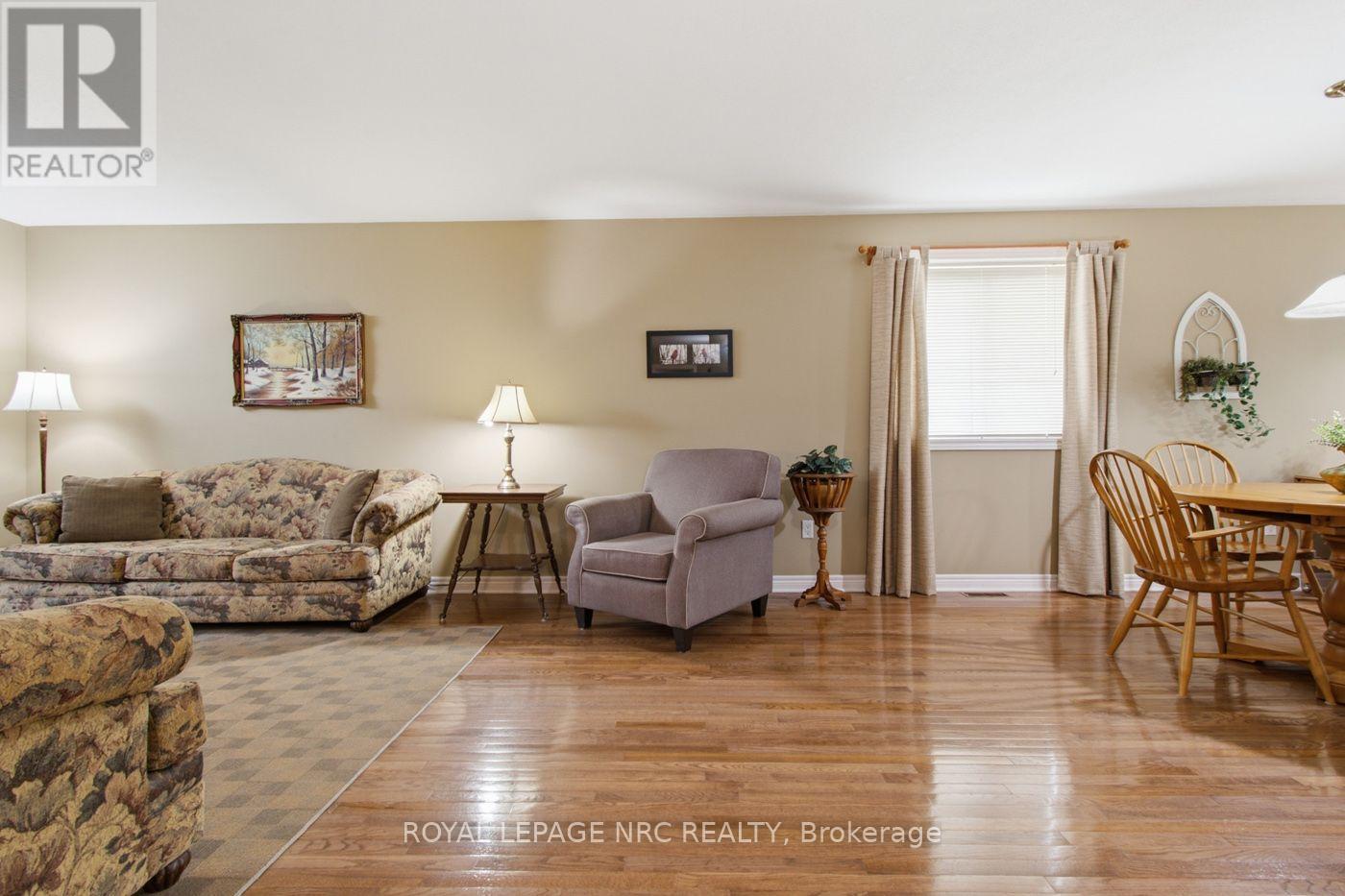 73 Rolling Meadows Boulevard, Pelham, Ontario  L3E 0N2 - Photo 17 - X13698618