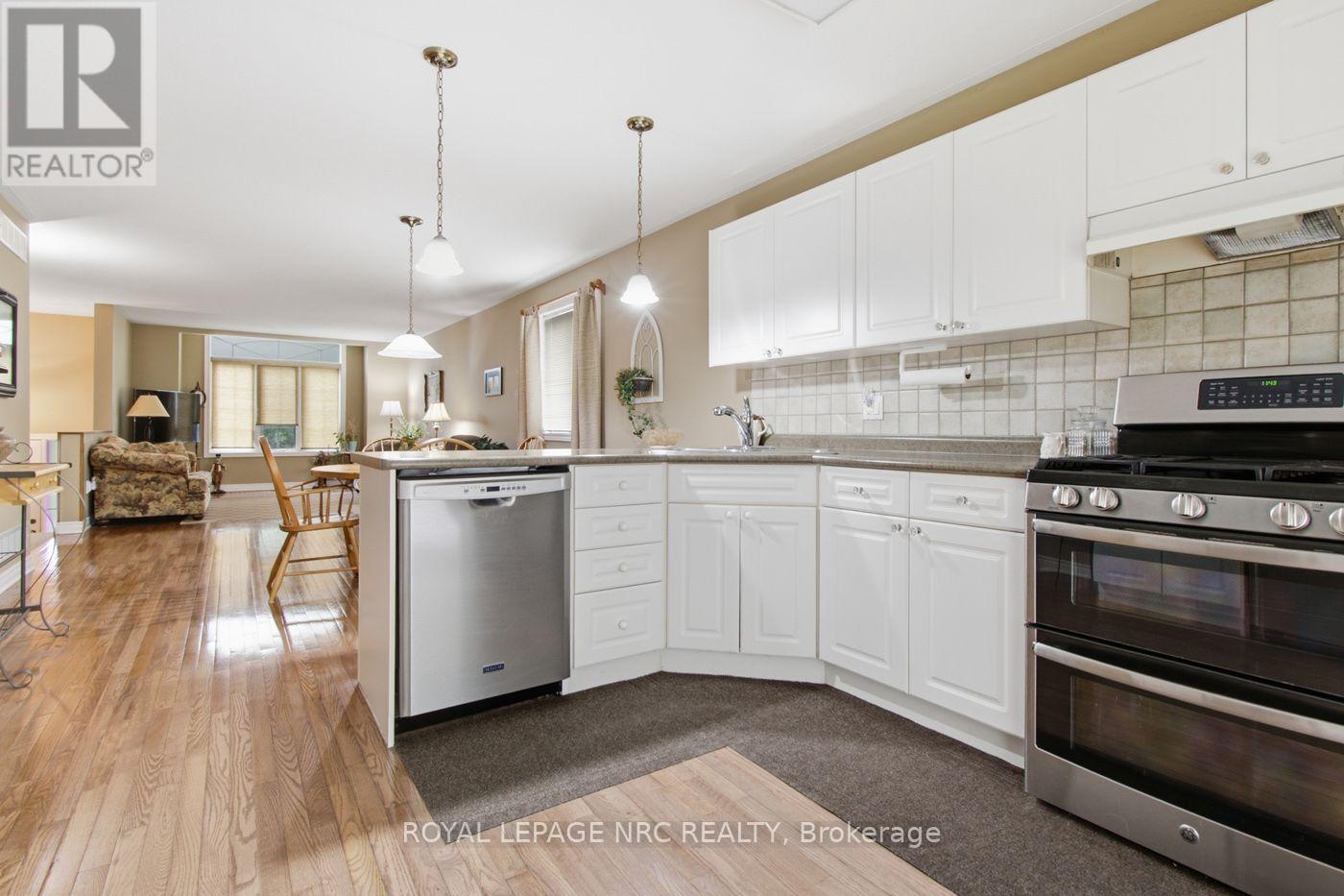 73 Rolling Meadows Boulevard, Pelham, Ontario  L3E 0N2 - Photo 26 - X13698618