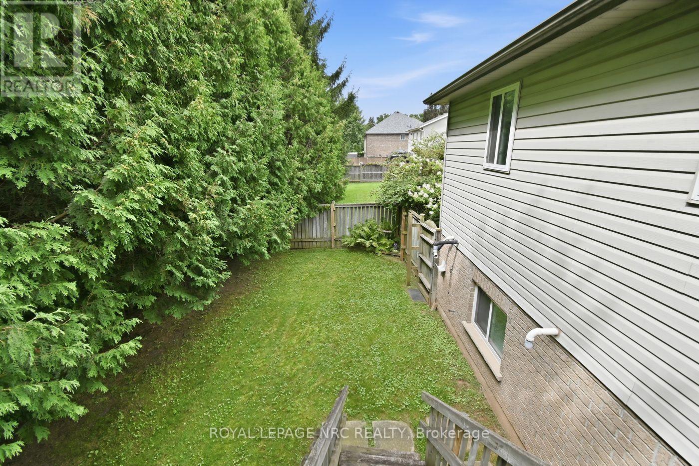 73 Rolling Meadows Boulevard, Pelham, Ontario  L3E 0N2 - Photo 40 - X13698618