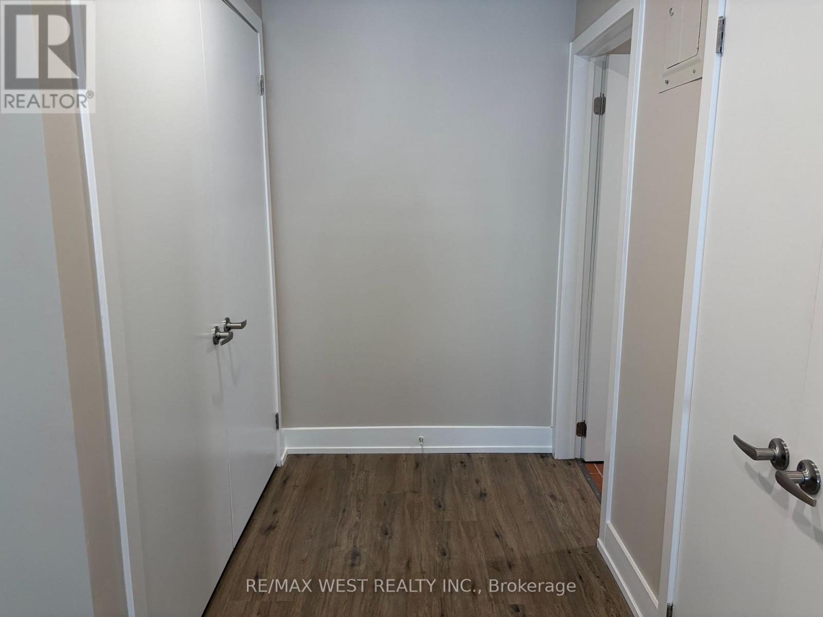 Apt 1 - 1697 Dundas Street W, Toronto, Ontario  M6K 1V2 - Photo 4 - C13698596