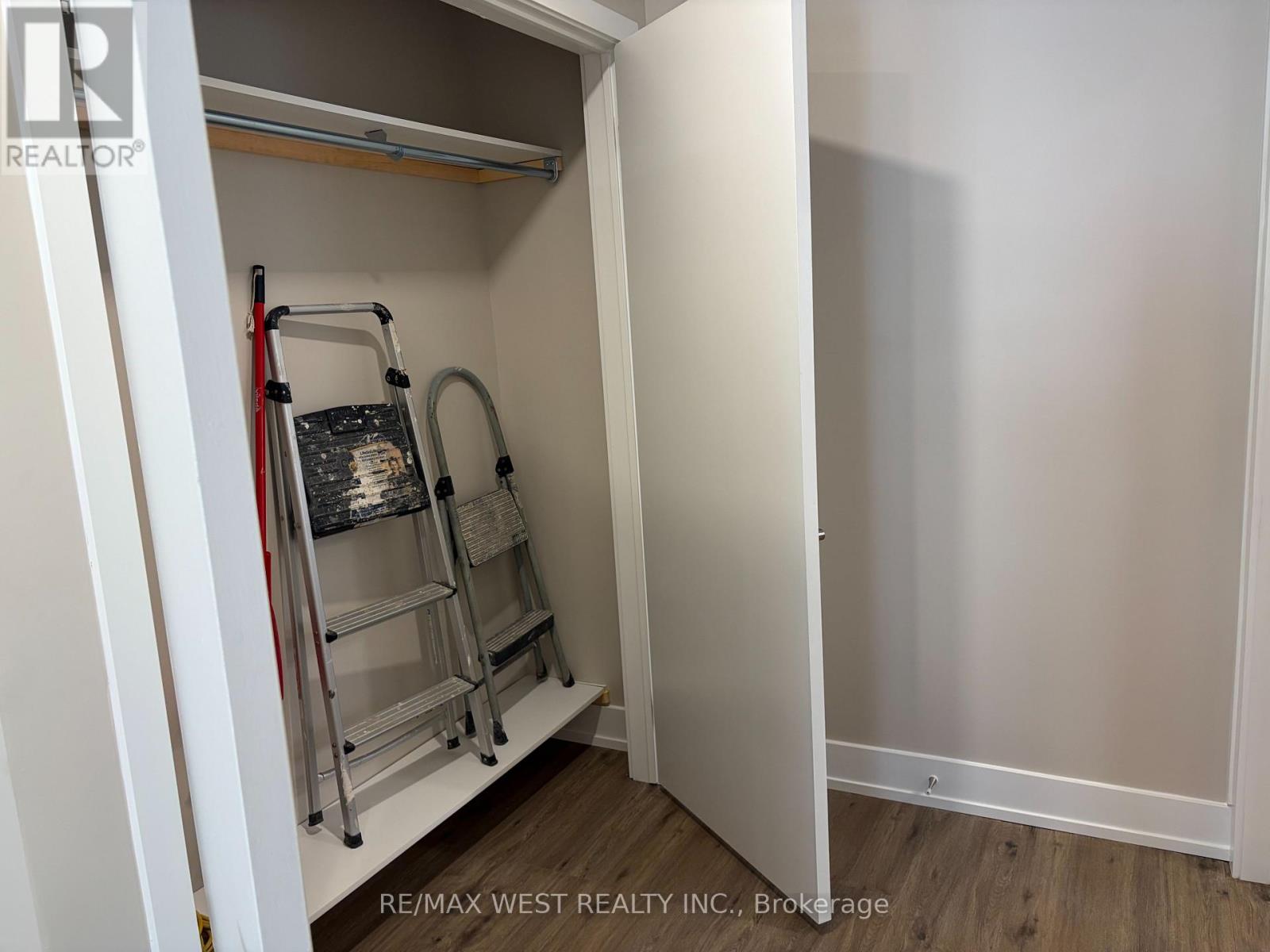 Apt 1 - 1697 Dundas Street W, Toronto, Ontario  M6K 1V2 - Photo 5 - C13698596