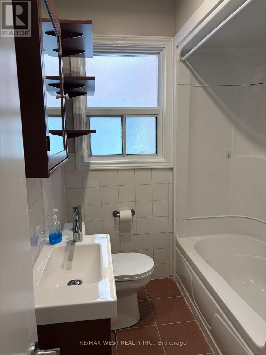 Apt 1 - 1697 Dundas Street W, Toronto, Ontario  M6K 1V2 - Photo 7 - C13698596