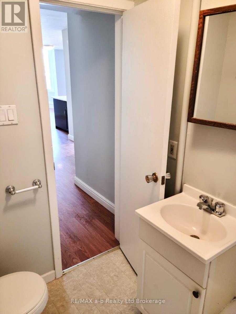 3 - 26 Stanley Street, London South (South F), Ontario  N6C 1B1 - Photo 4 - X13698642