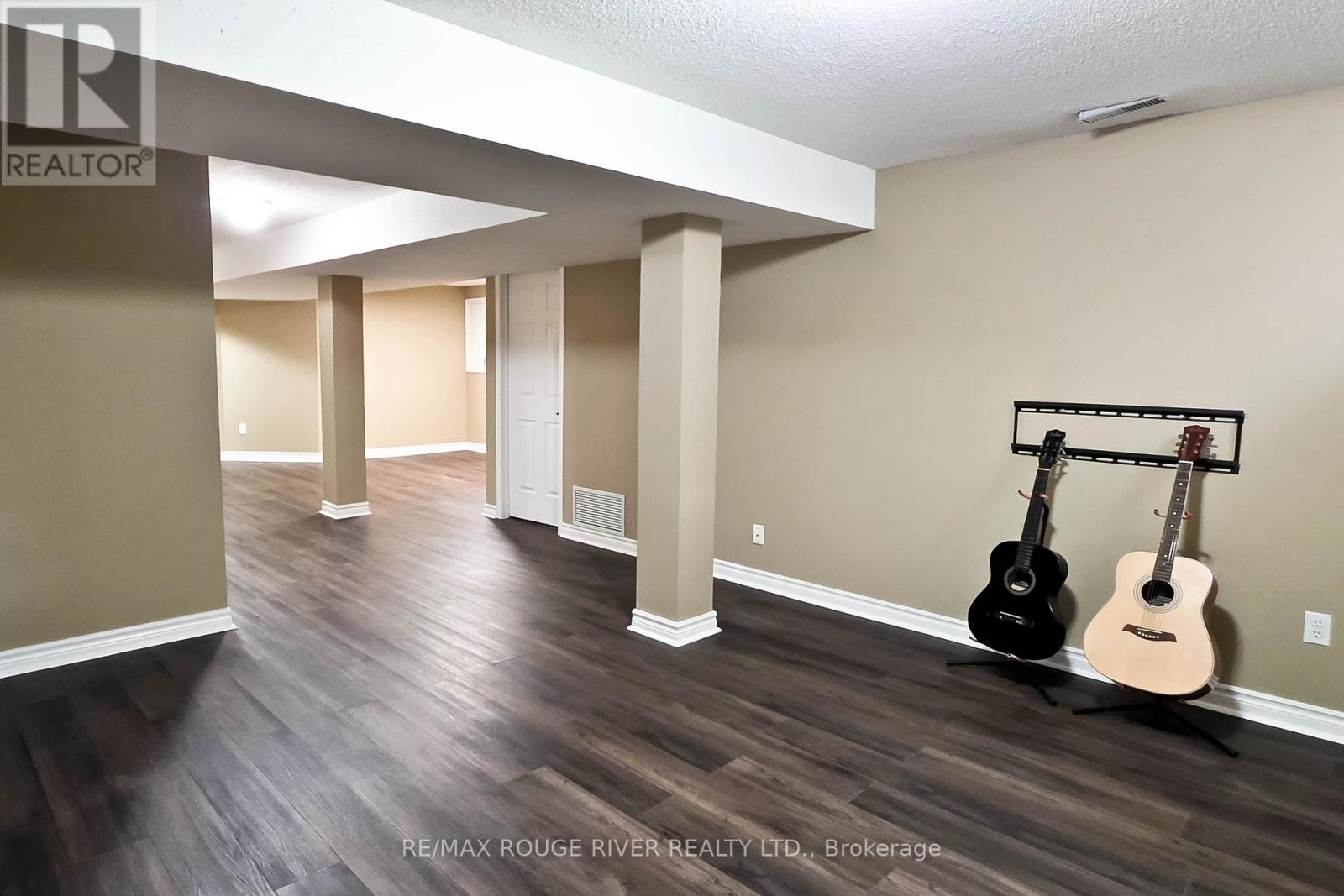 6 Knotty Pine Drive, Whitby, Ontario  L1R 2J6 - Photo 20 - E13698632