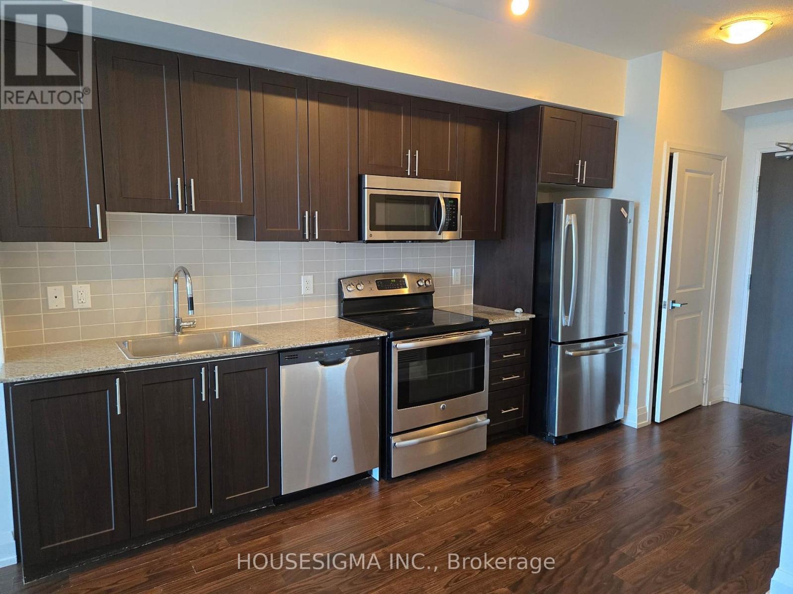 2428 - 7161 Yonge Street, Markham, Ontario  L3T 0C8 - Photo 5 - N13698634