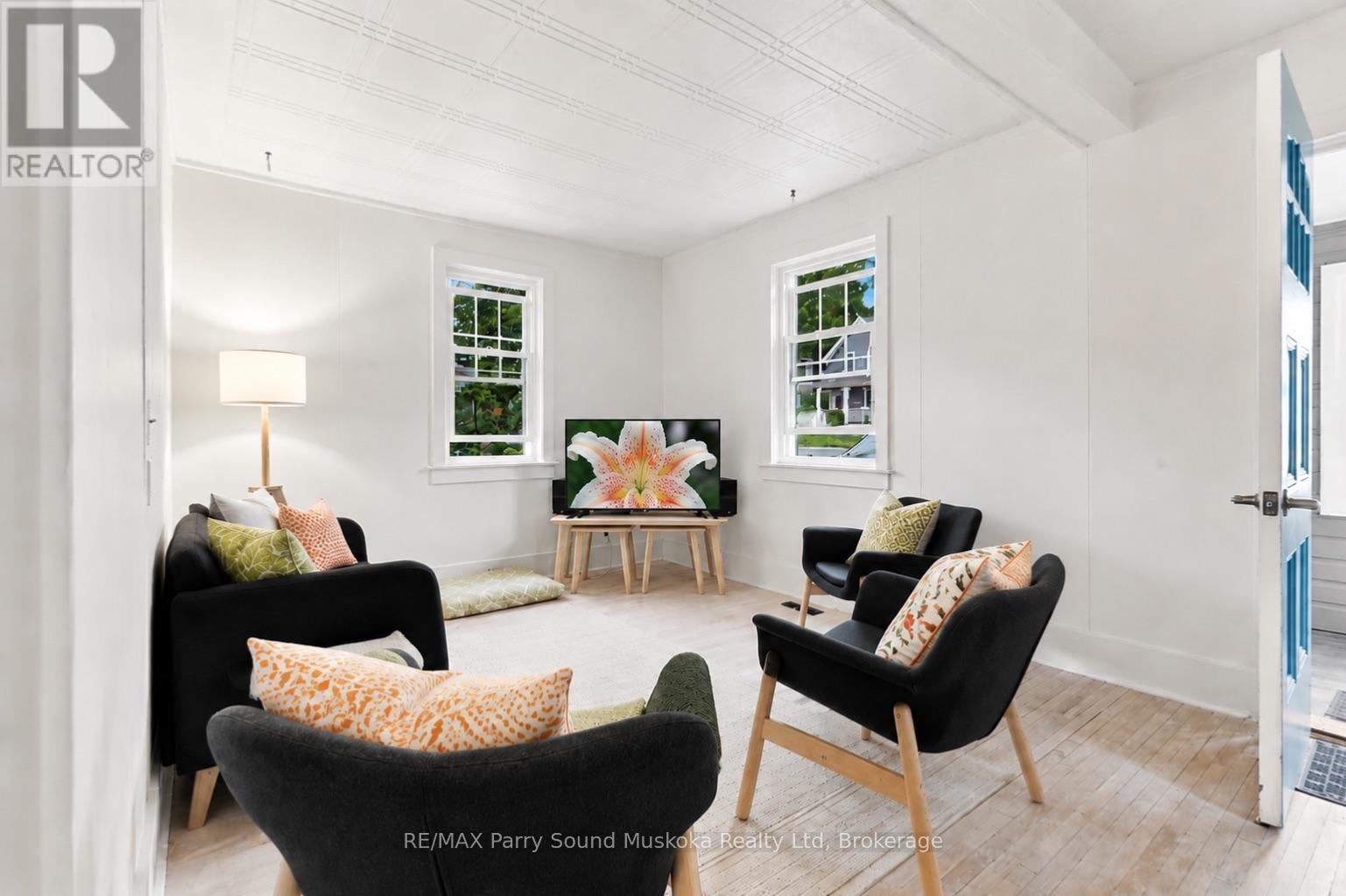 40 Waubeek Street, Parry Sound, Ontario  P2A 1C2 - Photo 5 - X13698602