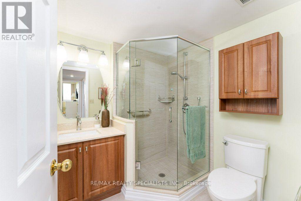 1106 - 880 Dundas Street W, Mississauga, Ontario  L5C 4H3 - Photo 21 - W13698600