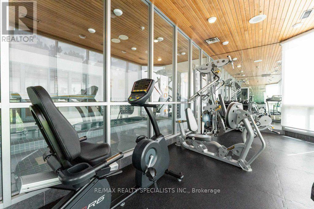 1106 - 880 Dundas Street W, Mississauga, Ontario  L5C 4H3 - Photo 40 - W13698600