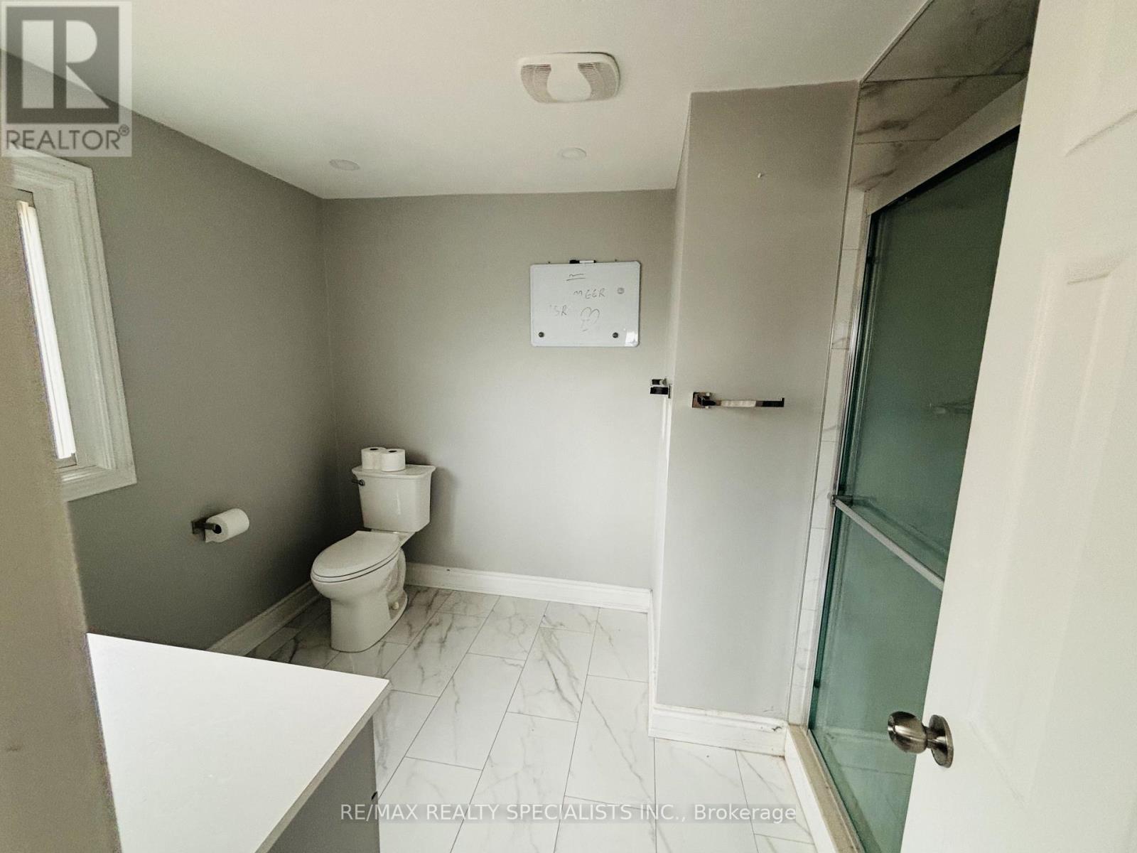33 Cherrytree Drive, Brampton, Ontario  L6Y 3L7 - Photo 22 - W13698614