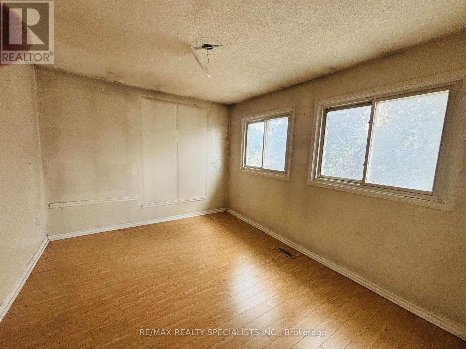 33 Cherrytree Drive, Brampton, Ontario  L6Y 3L7 - Photo 26 - W13698614