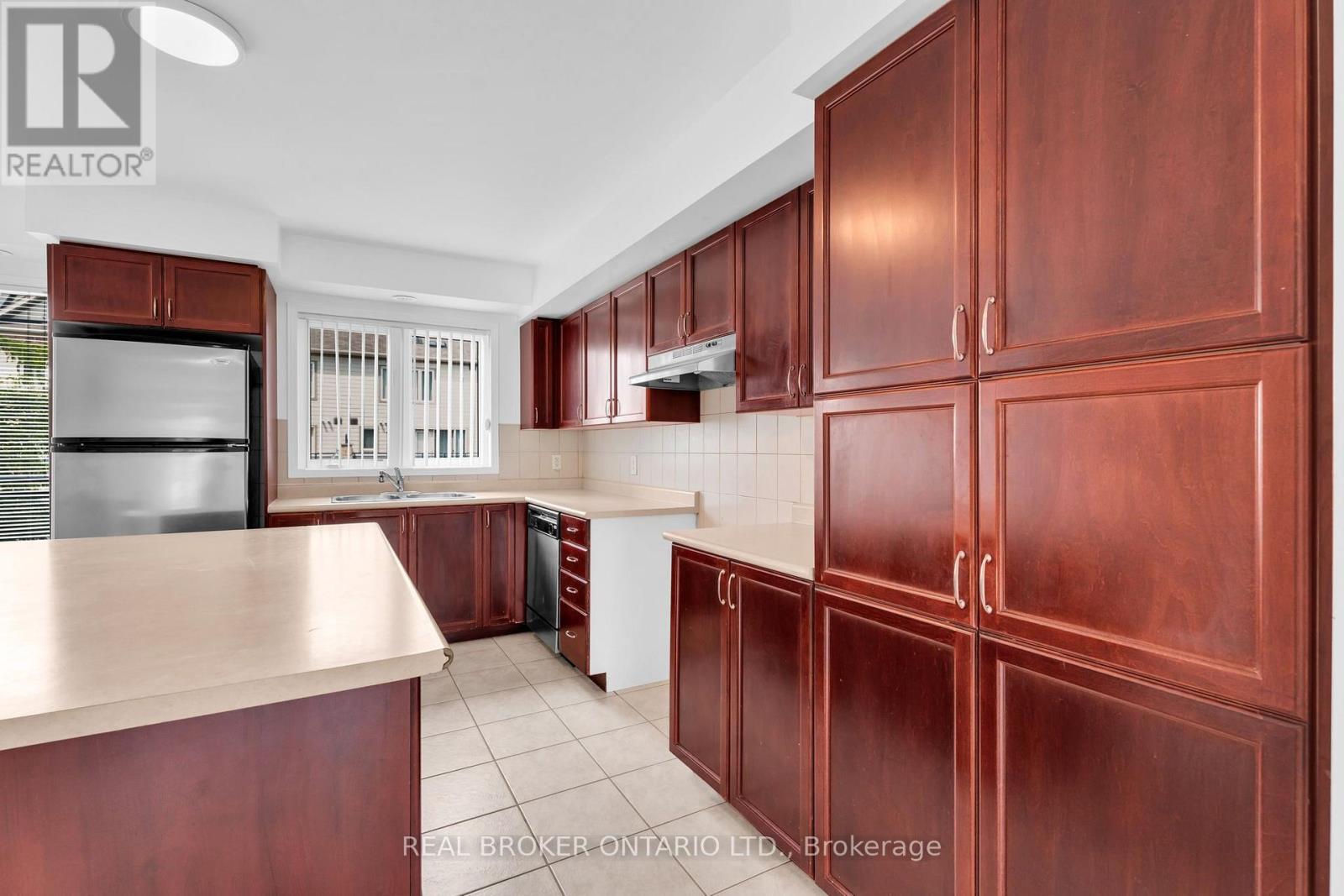 9 - 3015 Destination Drive, Mississauga, Ontario  L5M 0P3 - Photo 12 - W13698616