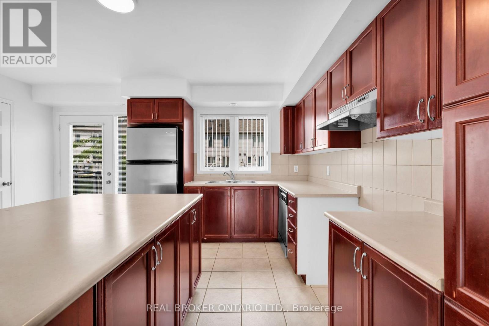 9 - 3015 Destination Drive, Mississauga, Ontario  L5M 0P3 - Photo 13 - W13698616