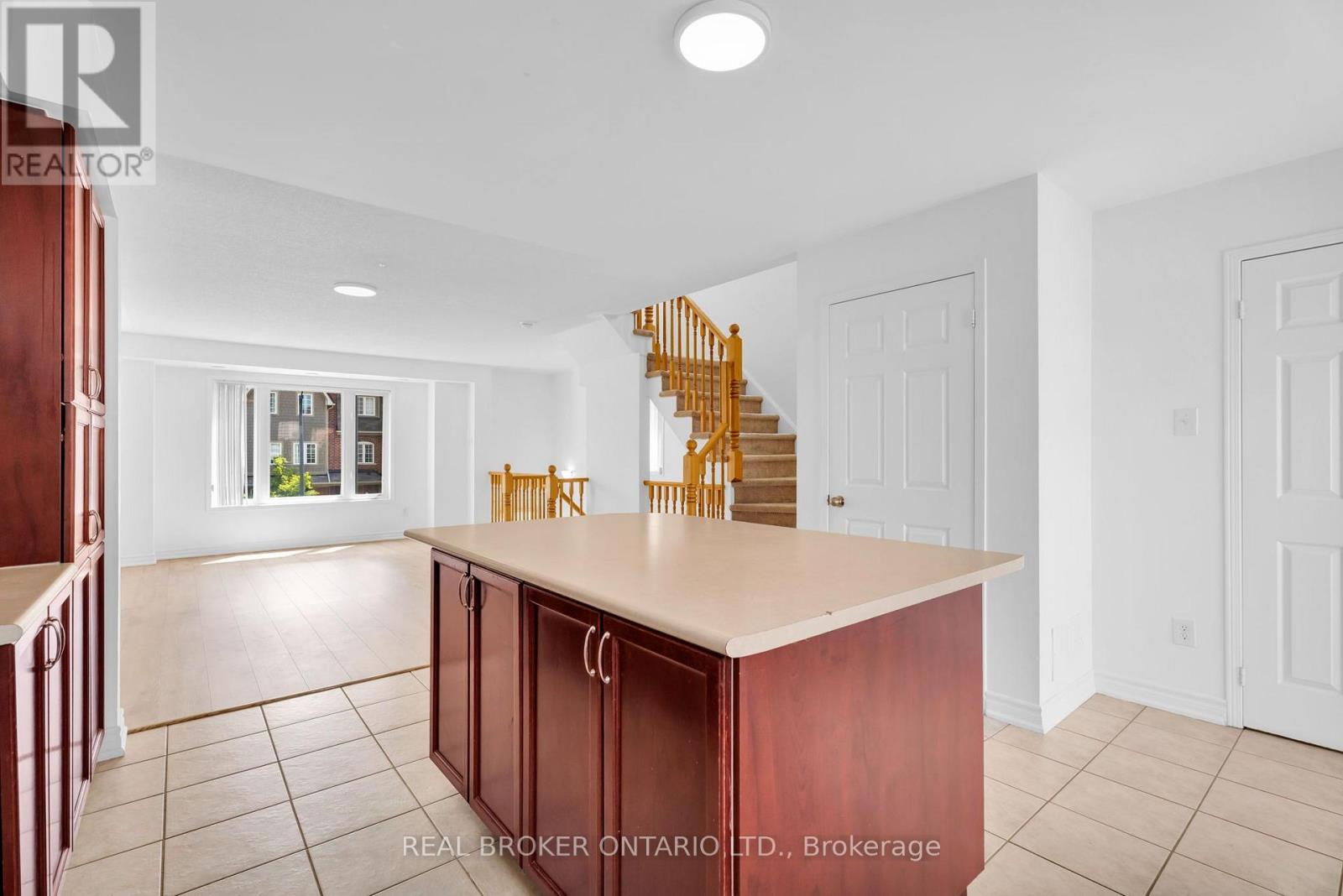 9 - 3015 Destination Drive, Mississauga, Ontario  L5M 0P3 - Photo 15 - W13698616