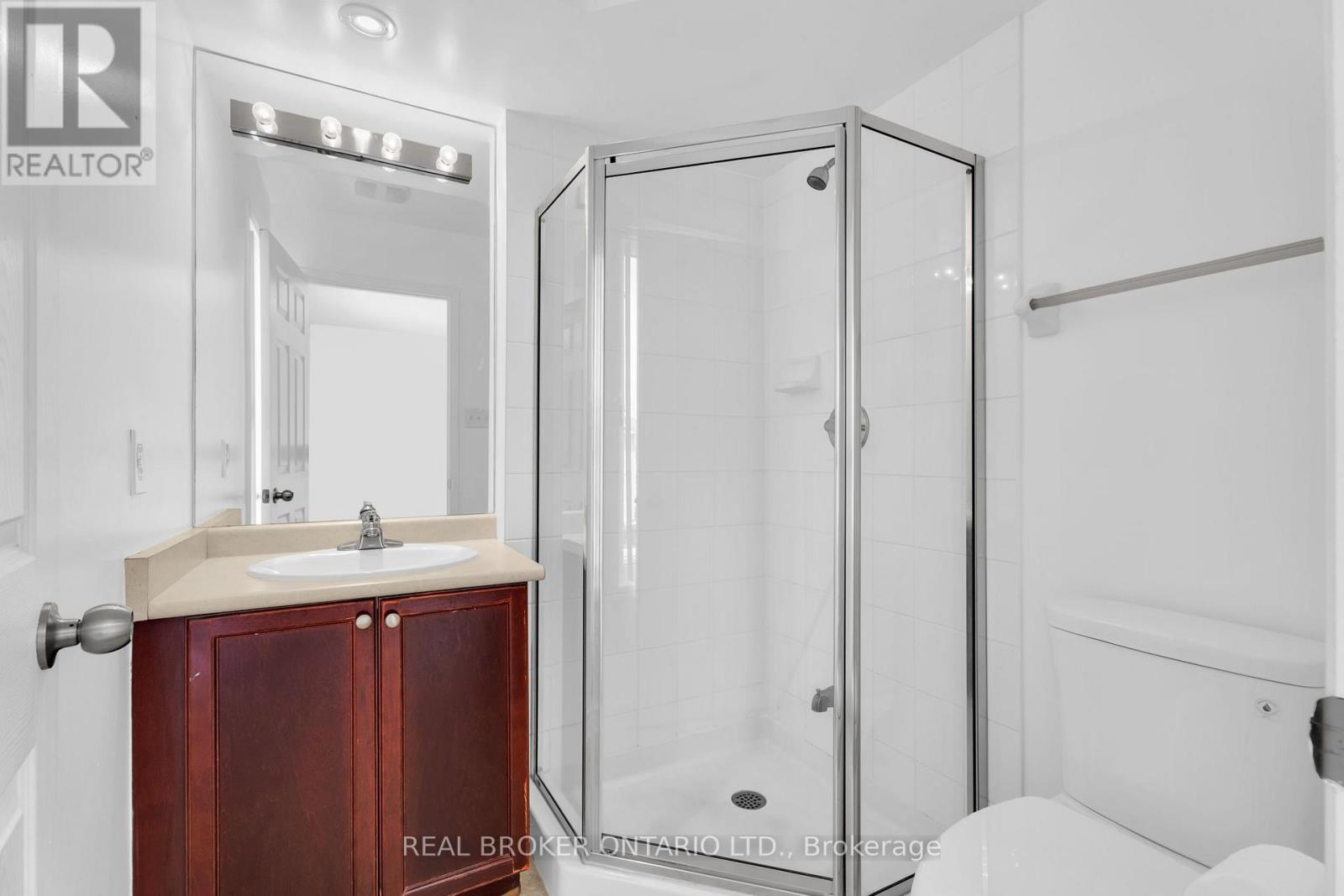 9 - 3015 Destination Drive, Mississauga, Ontario  L5M 0P3 - Photo 23 - W13698616