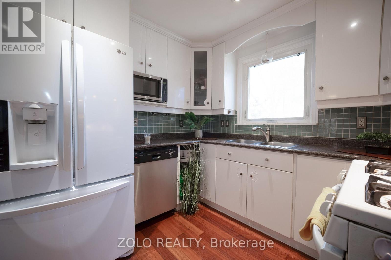 13 Foster Road, Mississauga, Ontario  L4T 1C3 - Photo 20 - W13698624