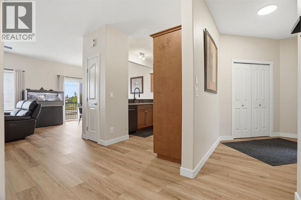 905, 720 Willowbrook Road Nw, Airdrie, Alberta  T4B 2Y9 - Photo 10 - A2316842