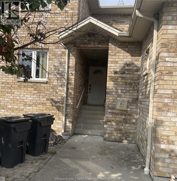 1833 St . Luke Road, Windsor, Ontario  N8W 3W8 - Photo 2 - 26020353