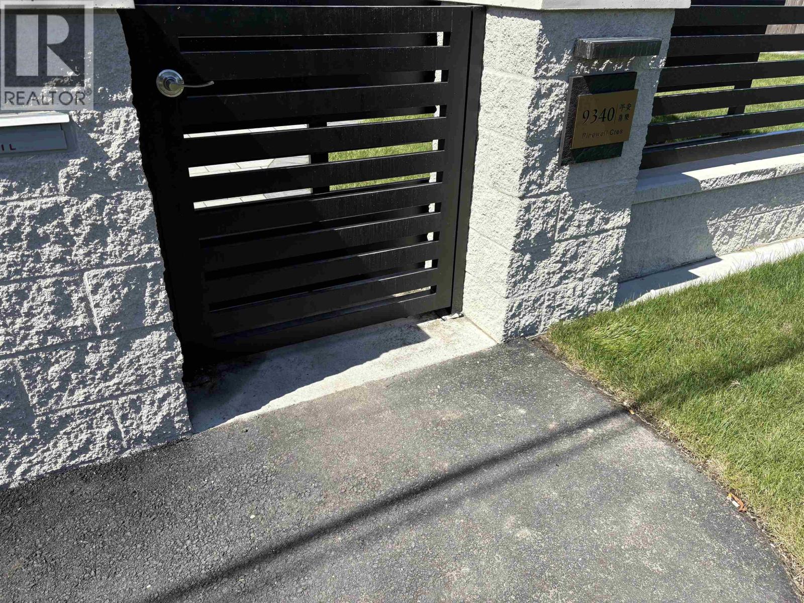 9340 Pinewell Crescent, Richmond, British Columbia  V7A 2C6 - Photo 2 - R3157494