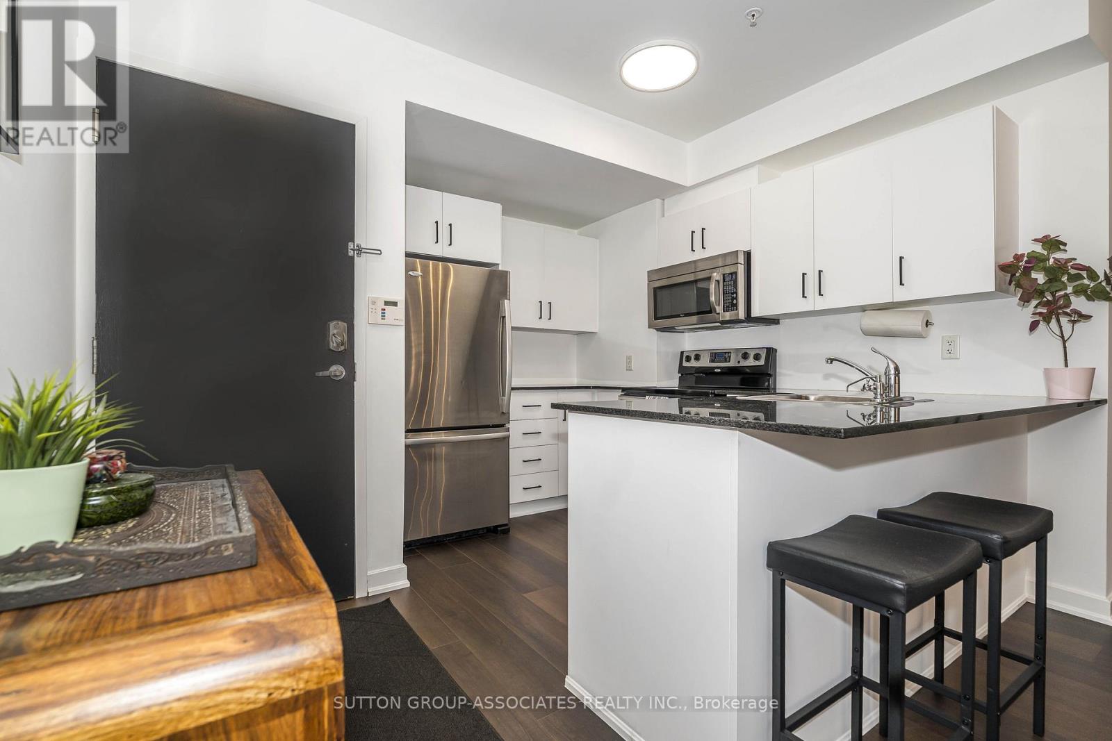 Ph7 - 539 Jarvis Street, Toronto, Ontario  M4Y 2H7 - Photo 4 - C13697622