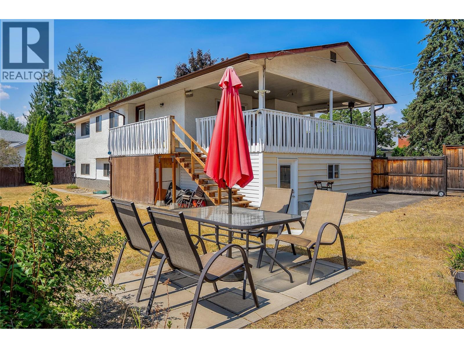 579 Coryell Road, Kelowna, British Columbia  V1W 1B3 - Photo 2 - 10396299
