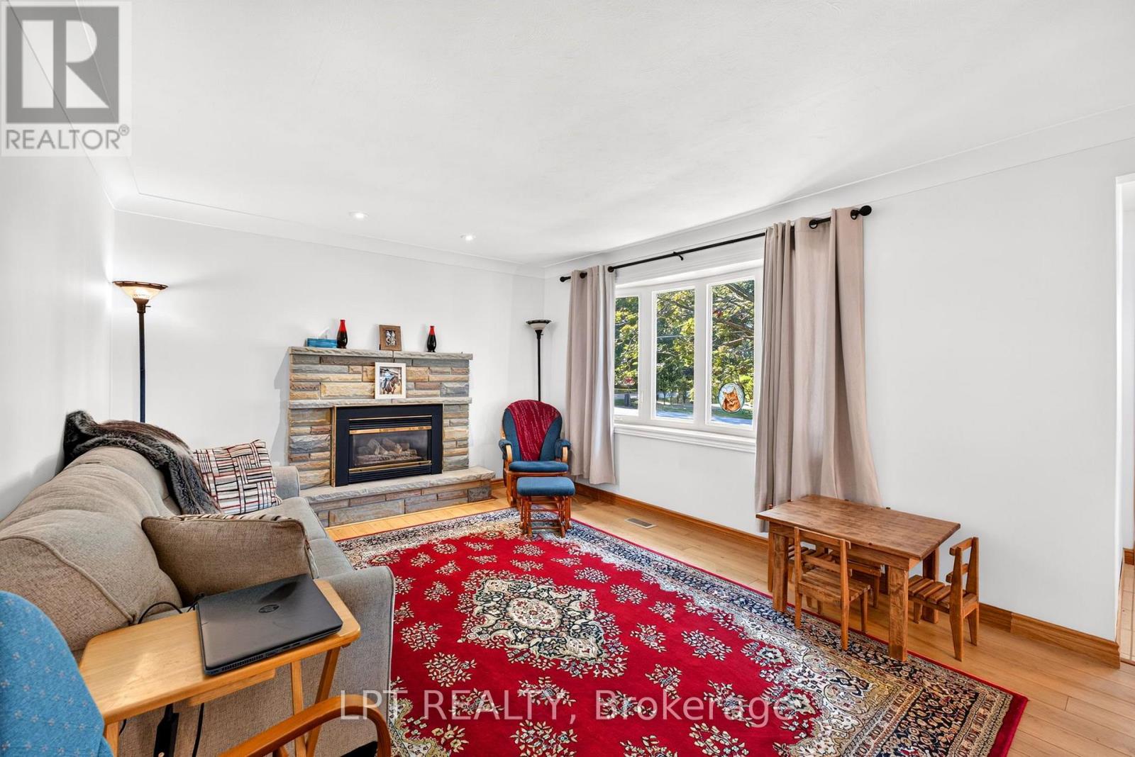 226 Tain Street, North Middlesex, Ontario  N0M 2K0 - Photo 11 - X13698658