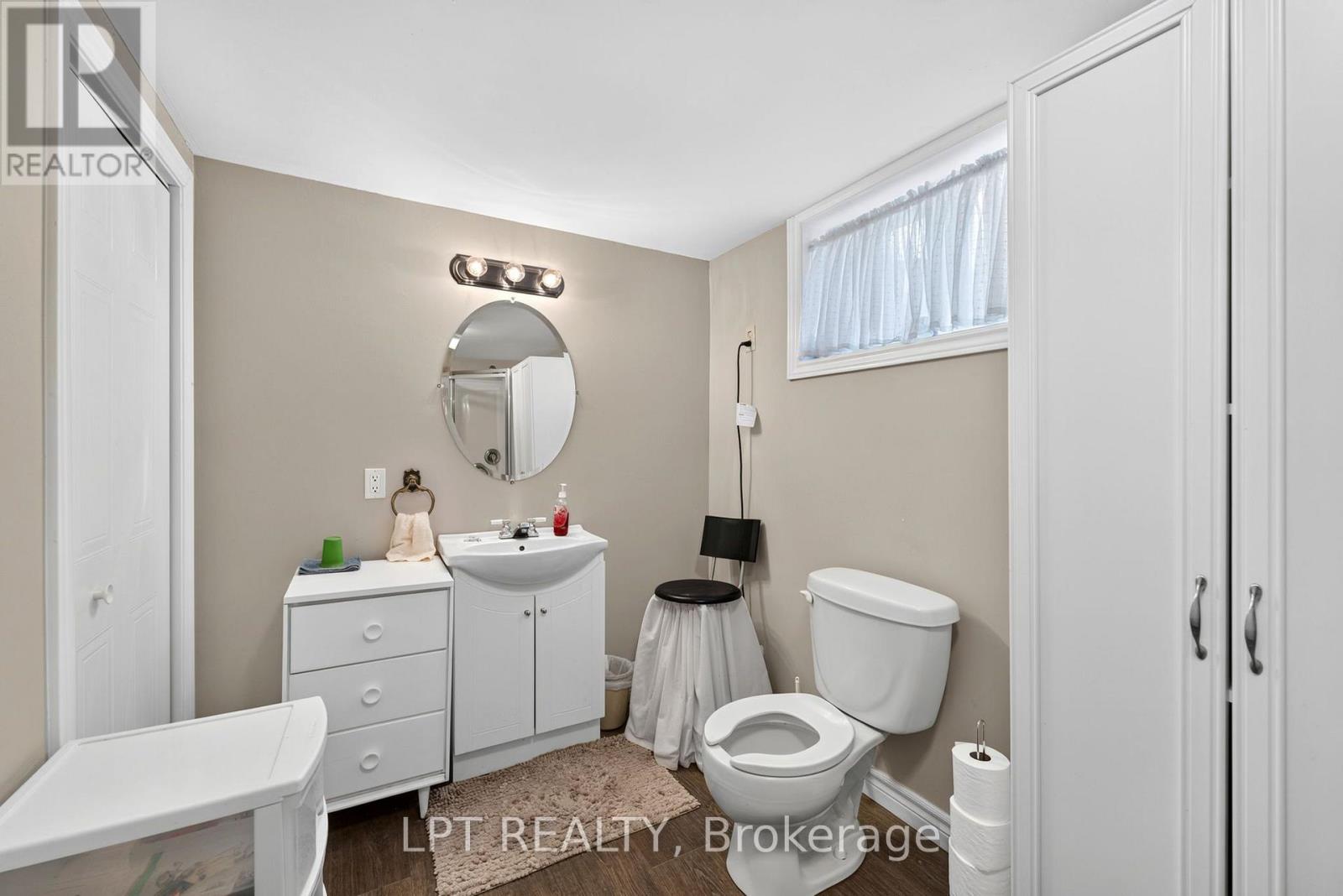 226 Tain Street, North Middlesex, Ontario  N0M 2K0 - Photo 30 - X13698658
