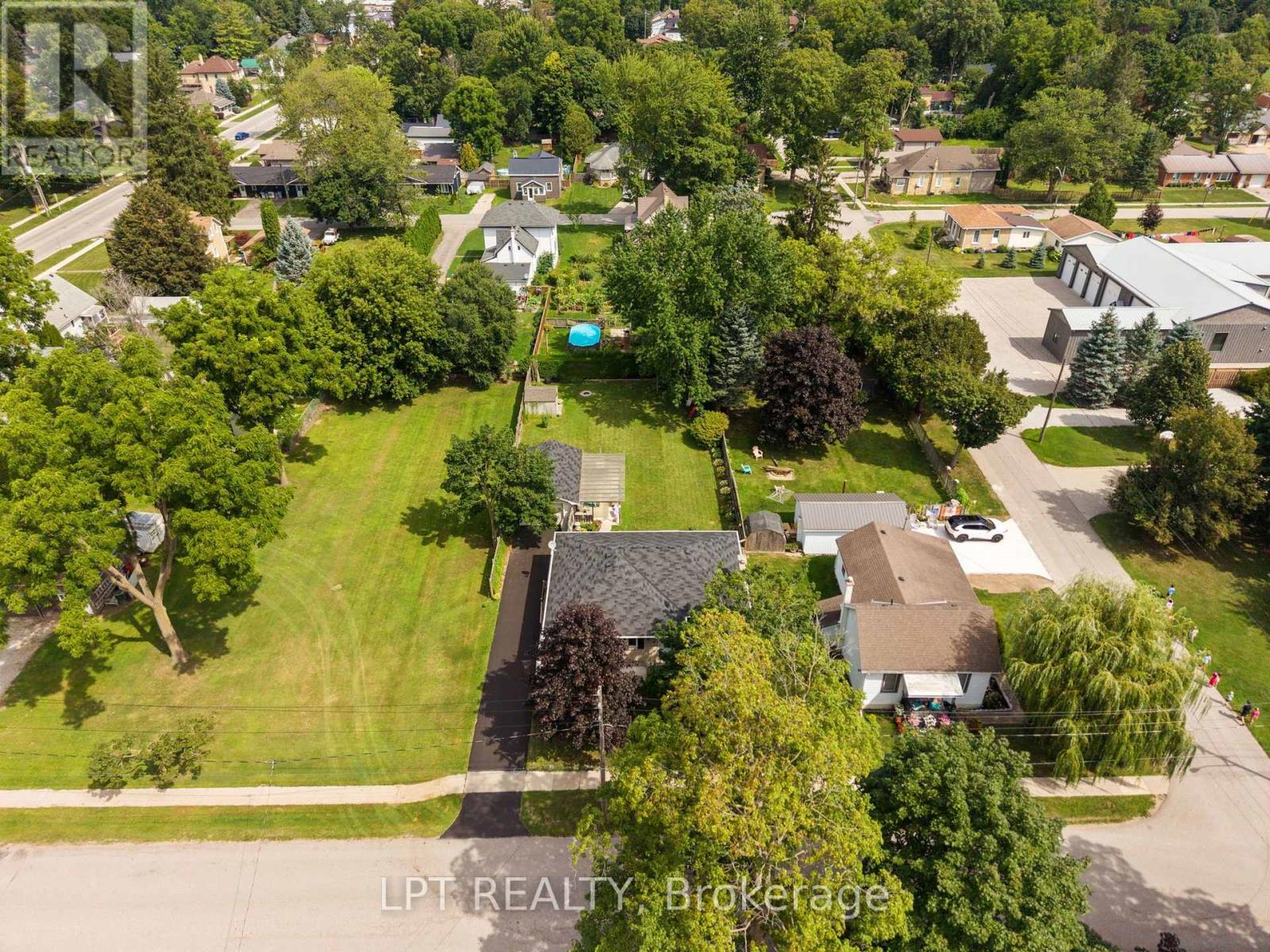 226 Tain Street, North Middlesex, Ontario  N0M 2K0 - Photo 44 - X13698658