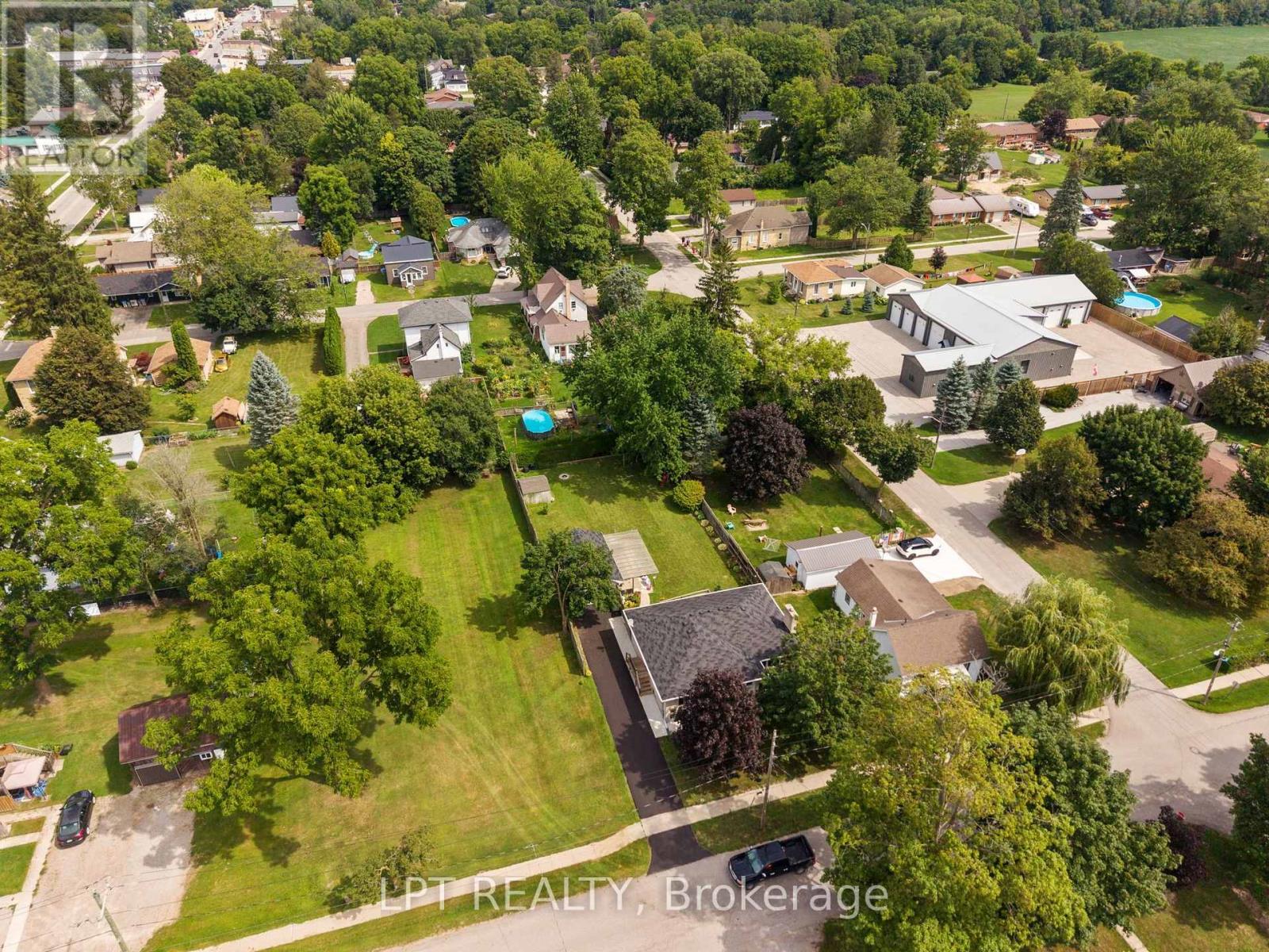 226 Tain Street, North Middlesex, Ontario  N0M 2K0 - Photo 45 - X13698658