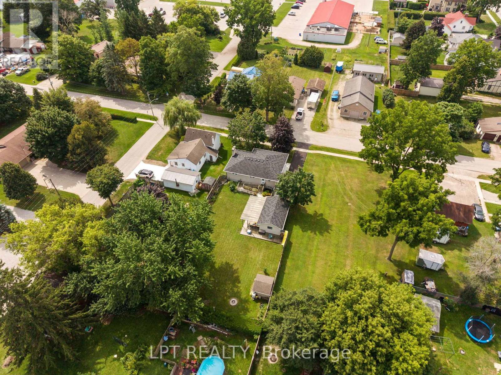 226 Tain Street, North Middlesex, Ontario  N0M 2K0 - Photo 46 - X13698658