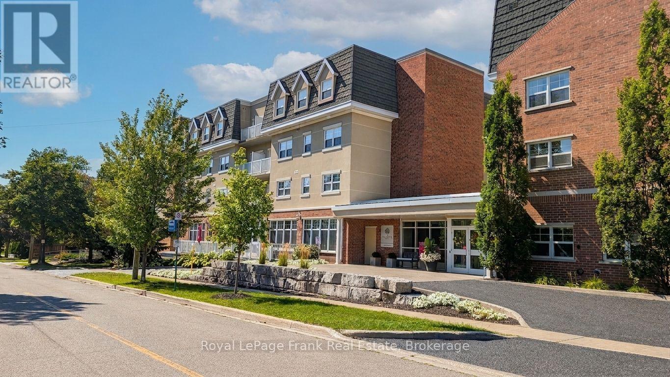 425 - 240 CHAPEL STREET, Cobourg, Ontario