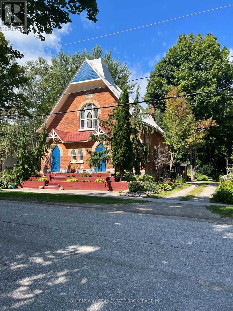 10 Mill Street W, Springwater, Ontario  L0L 1V0 - Photo 10 - S13698654