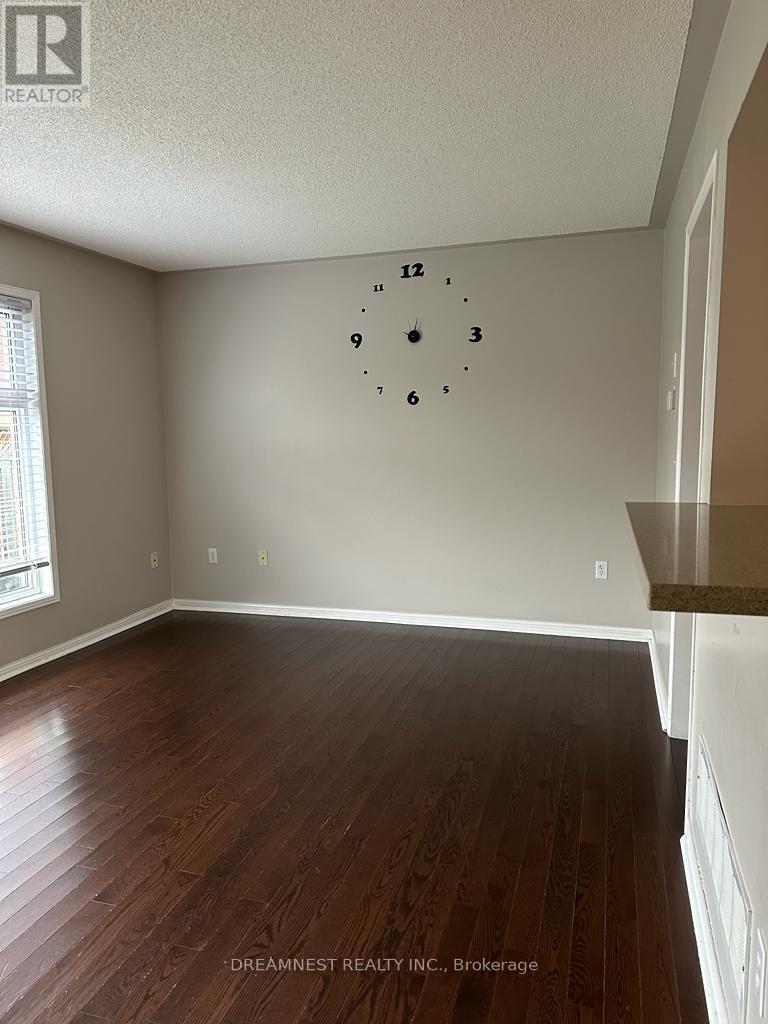 1209 Quest Circle, Mississauga, Ontario  L5N 8B9 - Photo 3 - W13698650