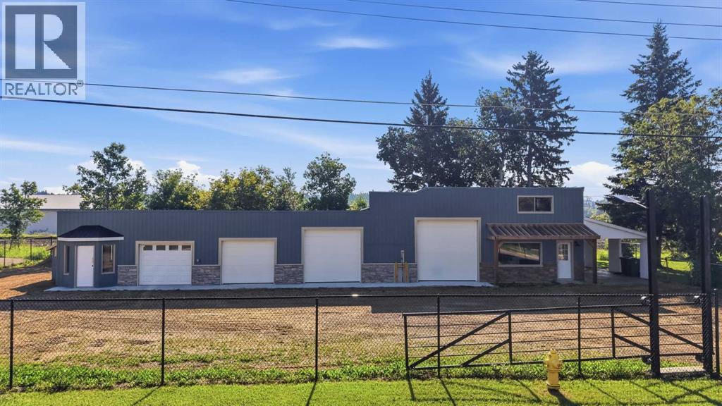 5401 50 Street, Ponoka, Alberta  T4J 1H3 - Photo 3 - A2338315