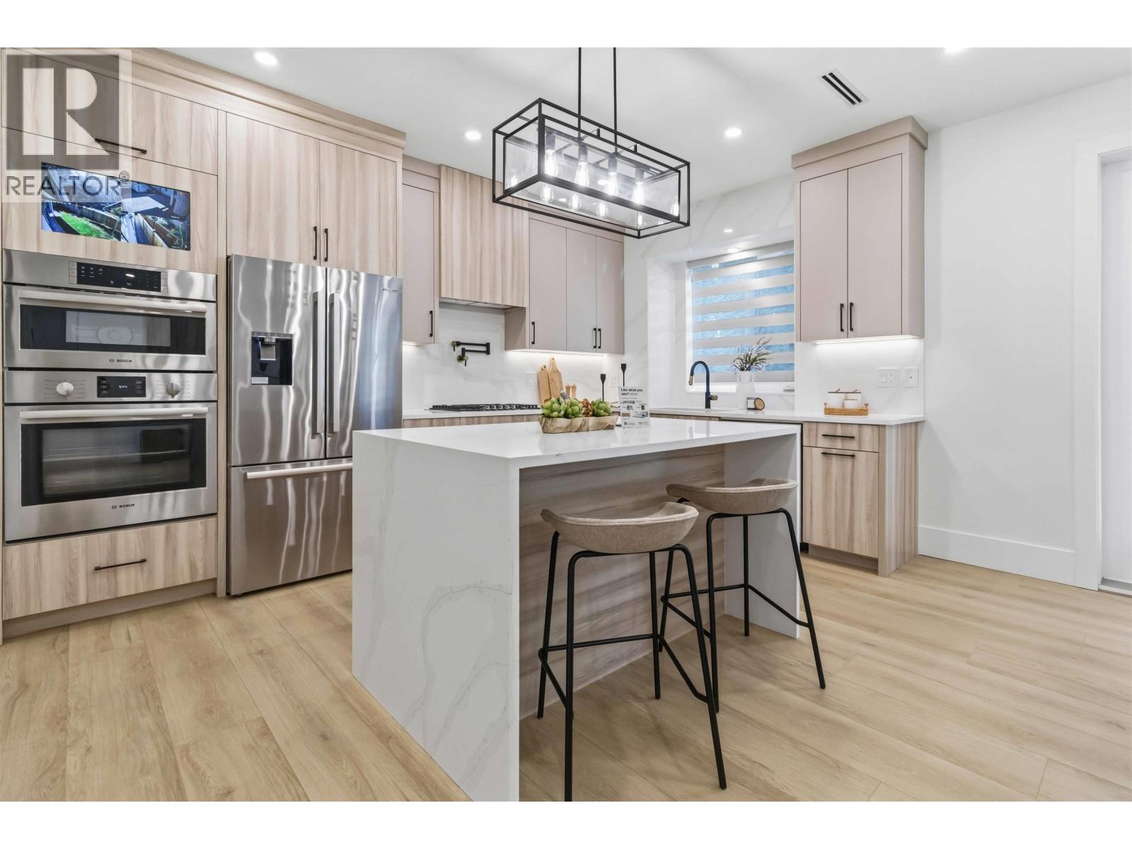 2 3871 Springfield Drive, Richmond, British Columbia  V7E 1Z3 - Photo 5 - R3139892
