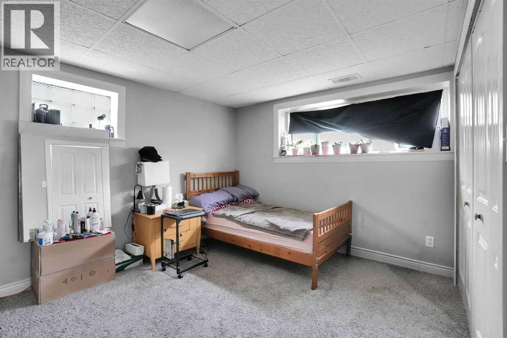 2003 62 Avenue SE, Calgary, Alberta  T4C 0C2 - Photo 12 - A2337692