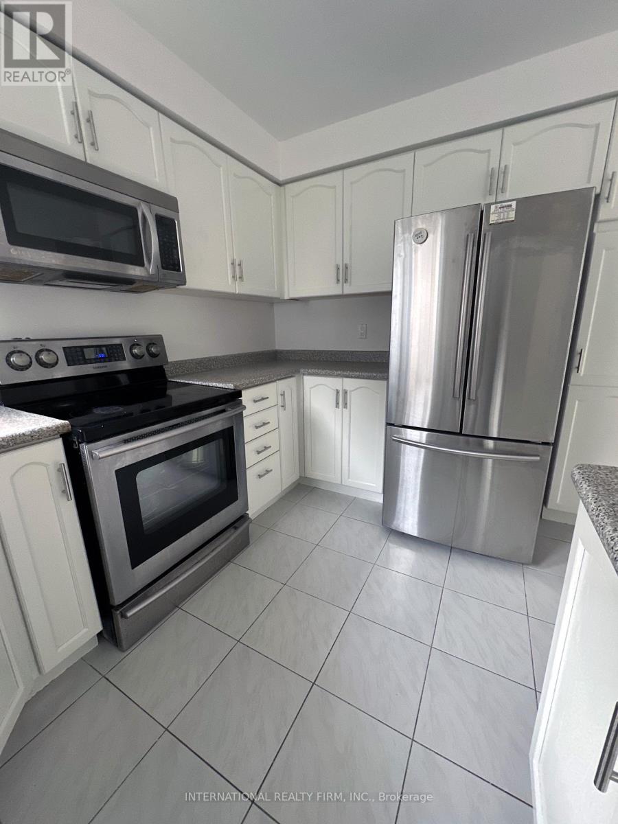 43 Falconridge Drive, Hamilton, Ontario  L9B 2P3 - Photo 11 - X13698674
