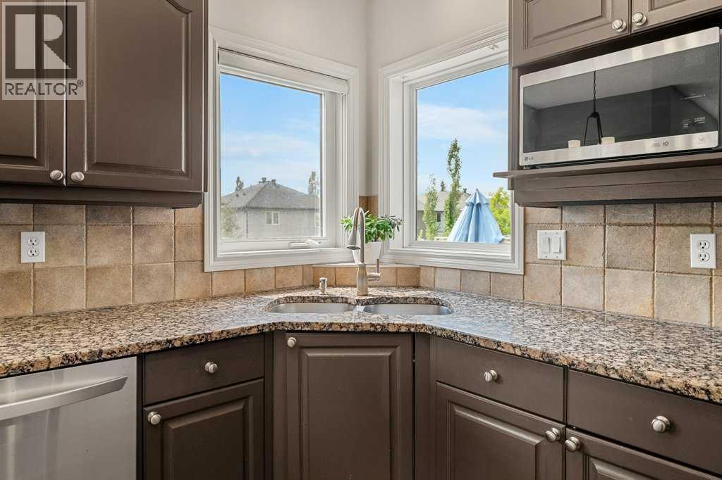 19 Citadel Ridge Close NW, Calgary, Alberta  T3G 4V4 - Photo 3 - A2338079