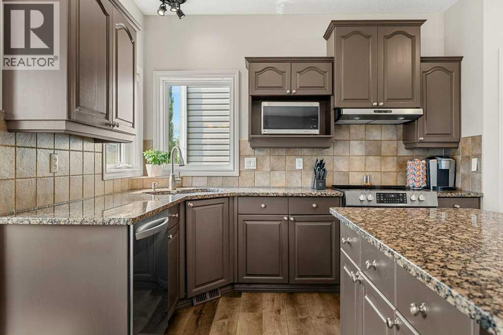 19 Citadel Ridge Close NW, Calgary, Alberta  T3G 4V4 - Photo 4 - A2338079