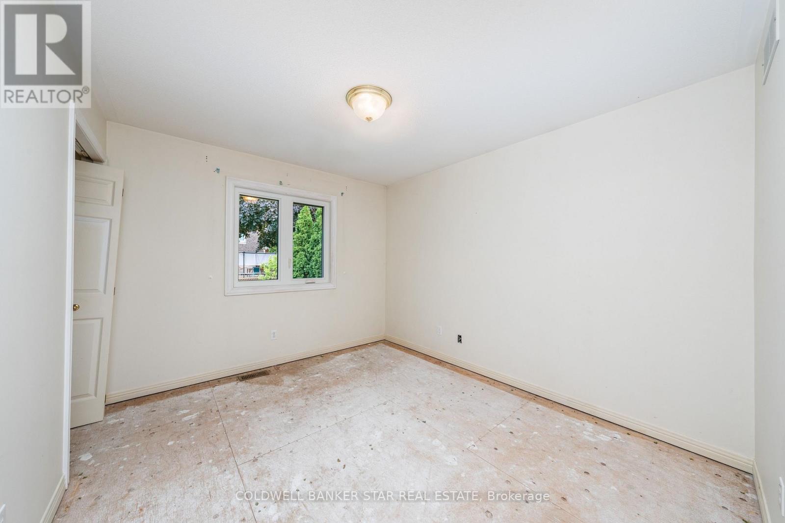 1106 Bernard Court, Sarnia, Ontario  N7S 6J6 - Photo 10 - X13698718
