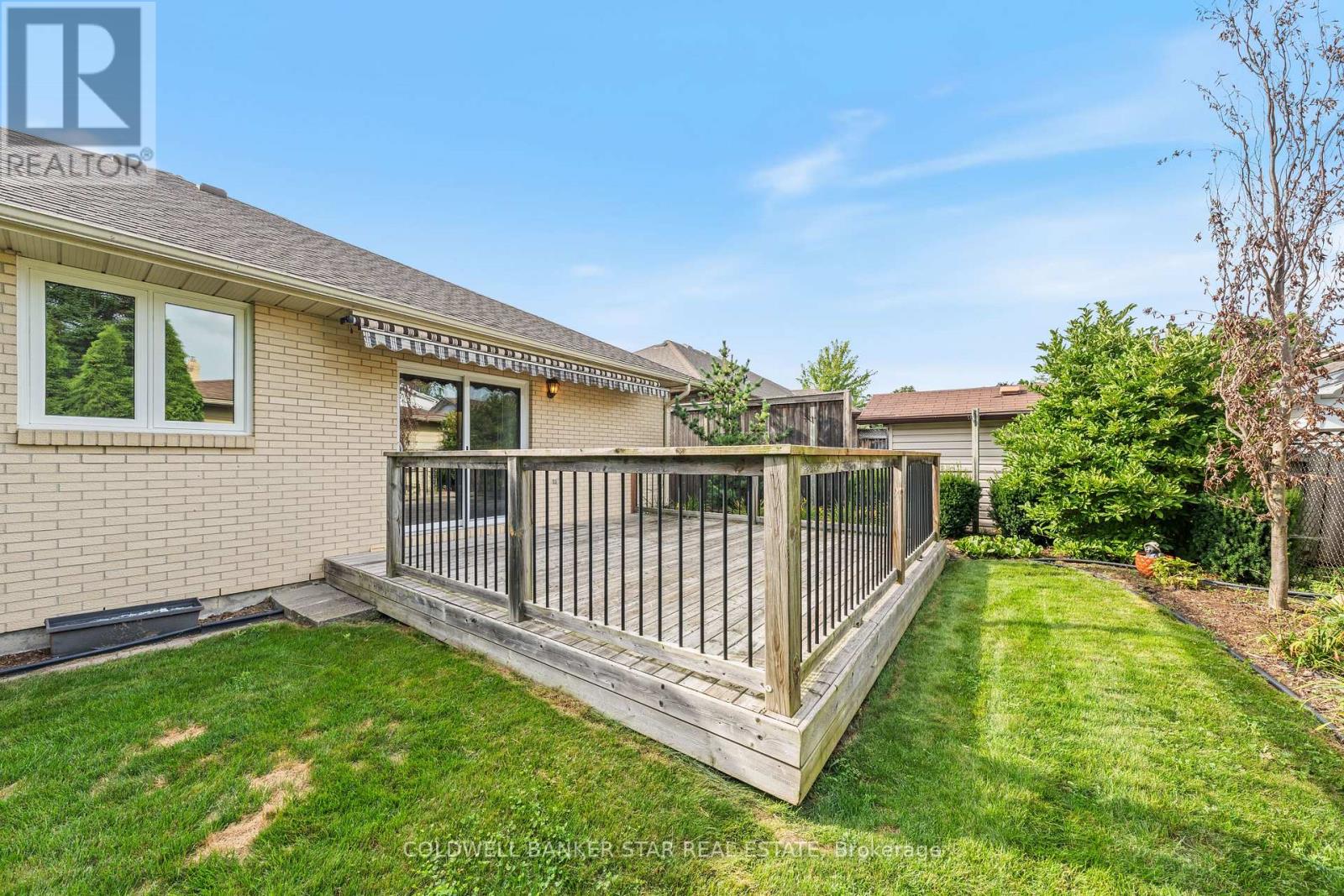 1106 Bernard Court, Sarnia, Ontario  N7S 6J6 - Photo 41 - X13698718