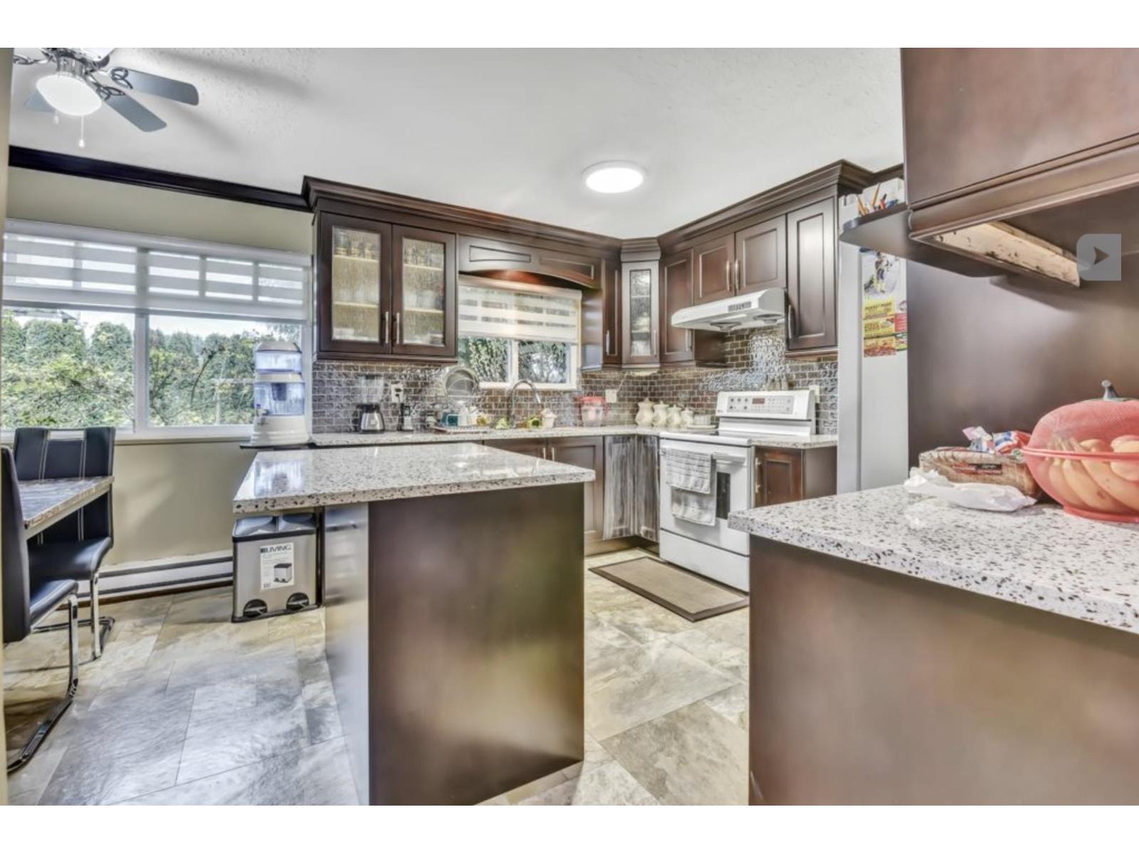 12215 85a Avenue, Surrey, British Columbia  V3W 6G8 - Photo 10 - R3157033