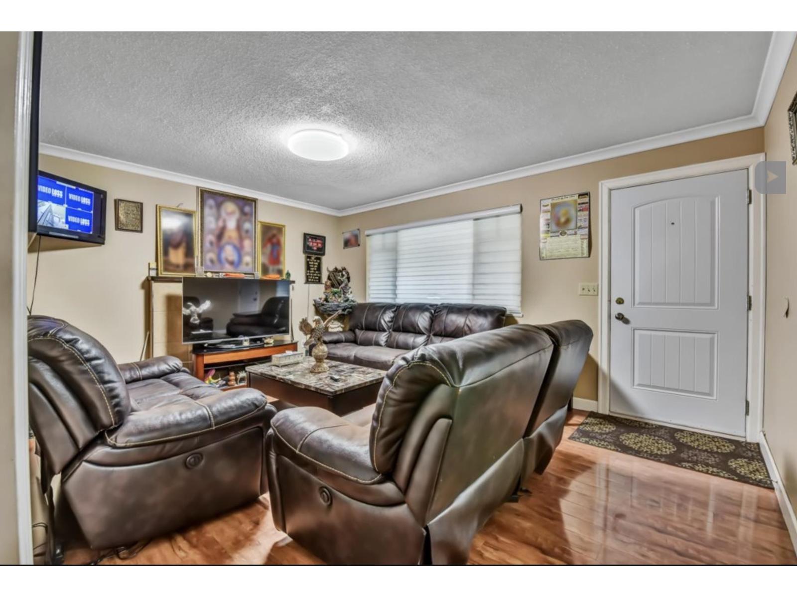 12215 85a Avenue, Surrey, British Columbia  V3W 6G8 - Photo 4 - R3157033
