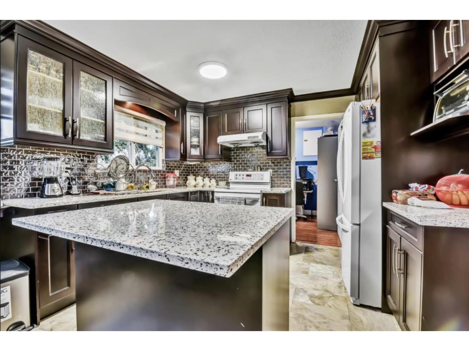 12215 85a Avenue, Surrey, British Columbia  V3W 6G8 - Photo 14 - R3157033