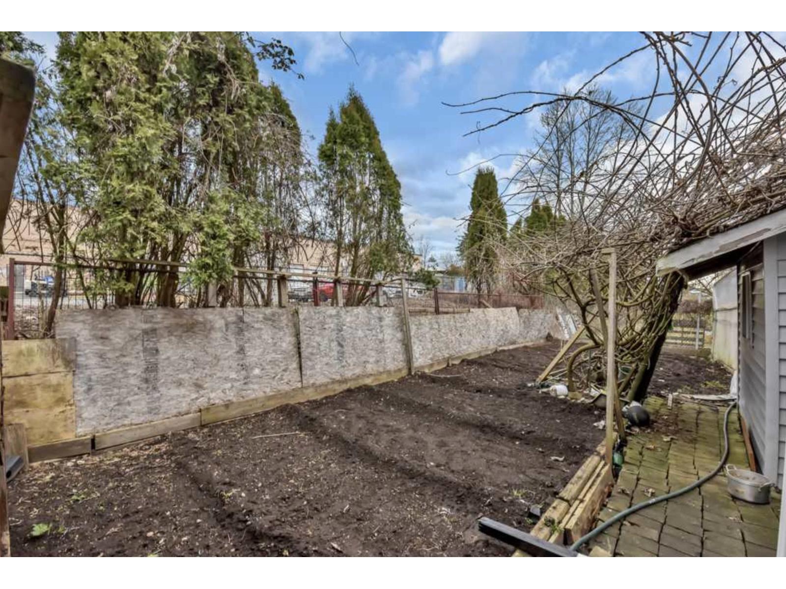 12215 85a Avenue, Surrey, British Columbia  V3W 6G8 - Photo 27 - R3157033