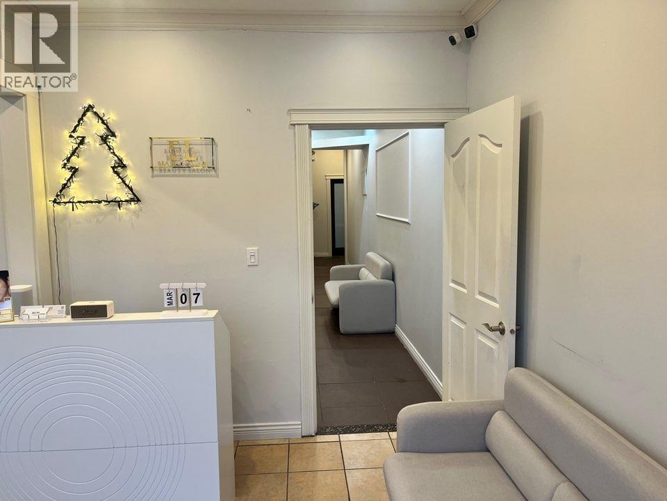 105 2764 Barnet Highway, Coquitlam, British Columbia  V3B 1B9 - Photo 4 - C8081403