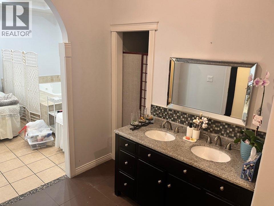 105 2764 Barnet Highway, Coquitlam, British Columbia  V3B 1B9 - Photo 22 - C8081403