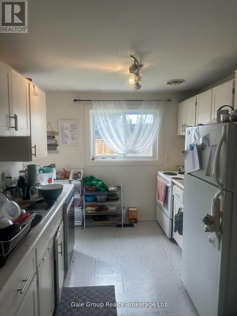 7 - 75 Springbank Avenue N, Woodstock (Woodstock - North), Ontario  N4S 7P7 - Photo 6 - X13698714
