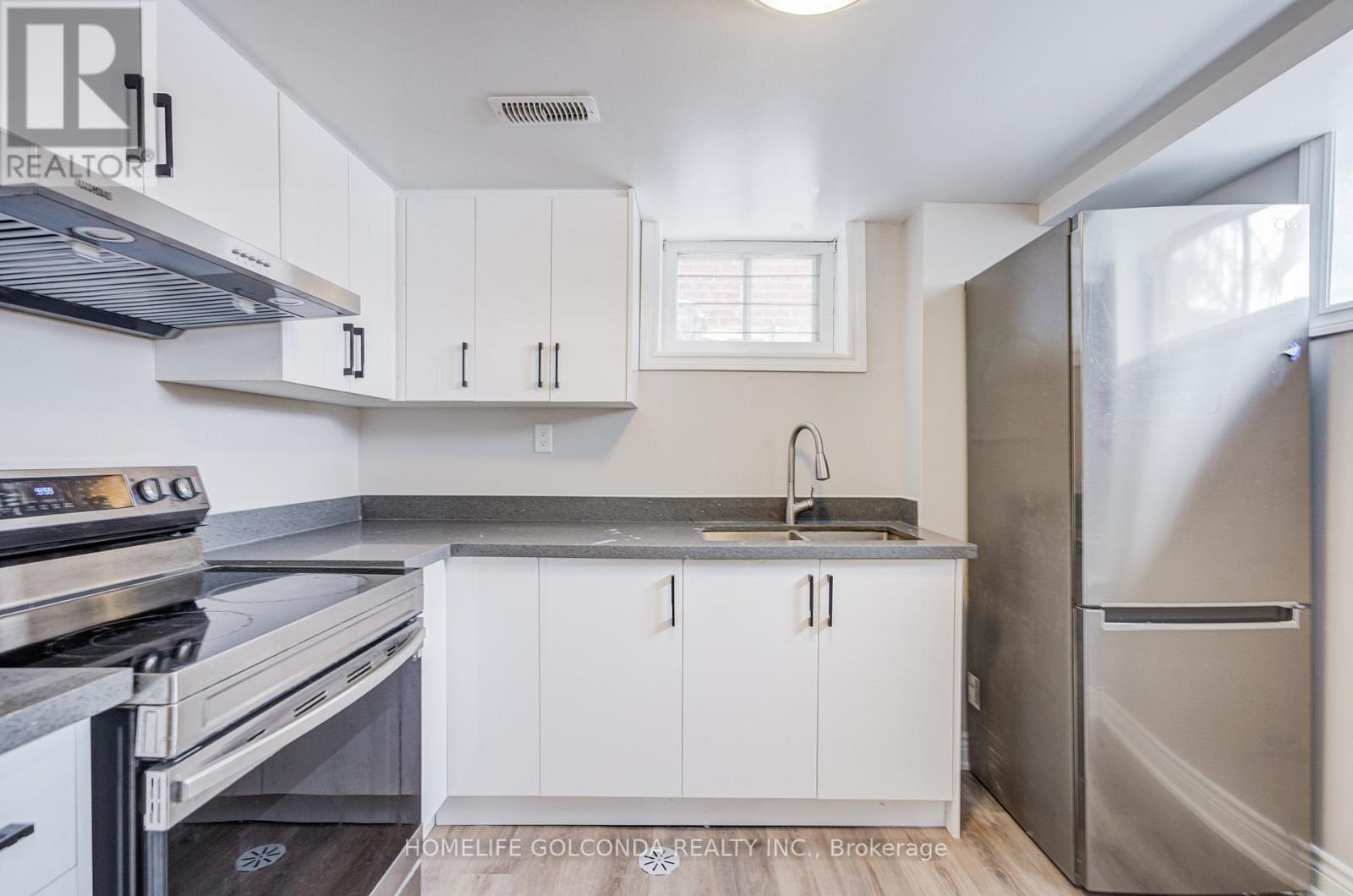 BASEMENT - 59 WOLSELEY STREET, Toronto, Ontario