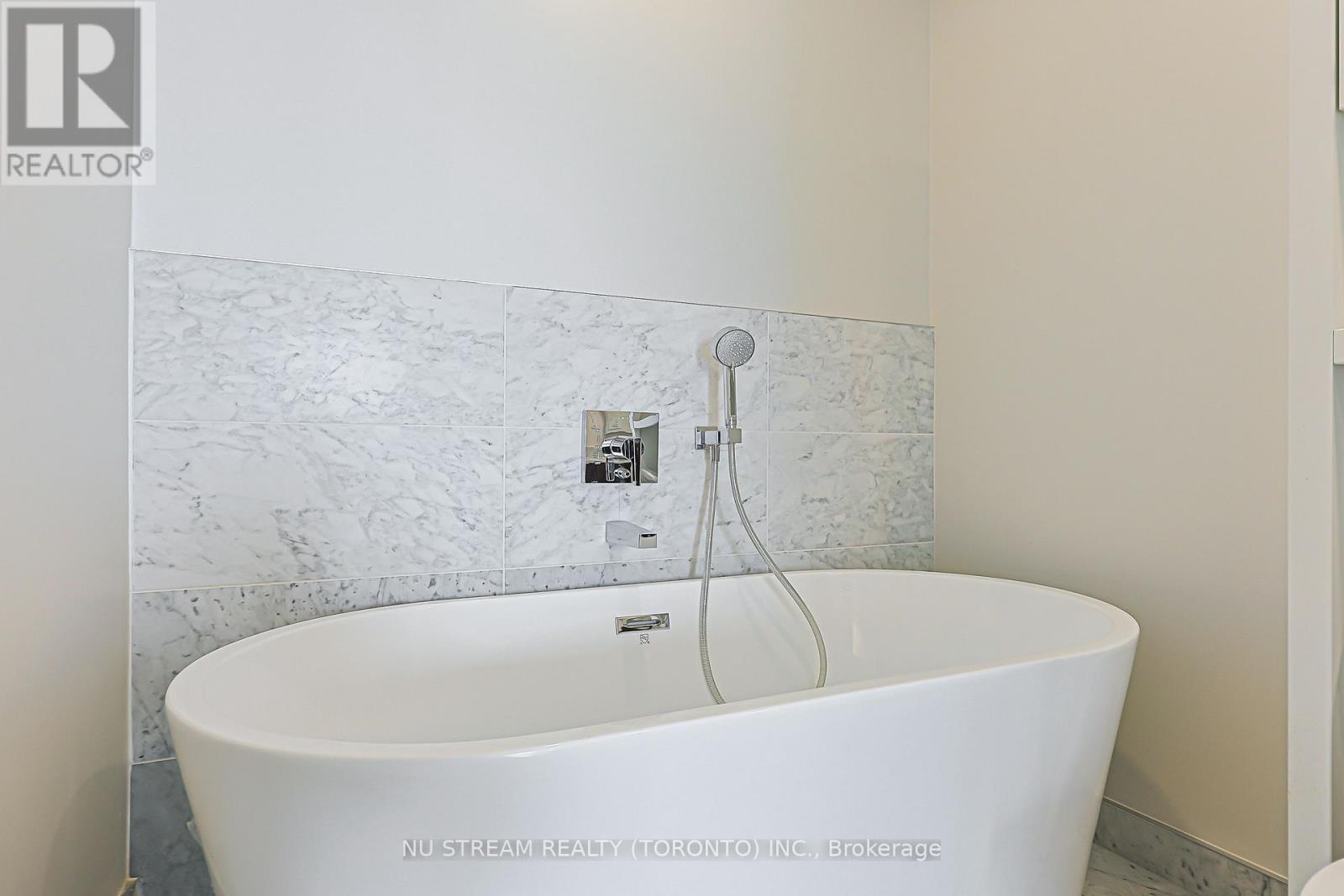 488 University Avenue, Toronto, Ontario  M5G 0C1 - Photo 37 - C13698686