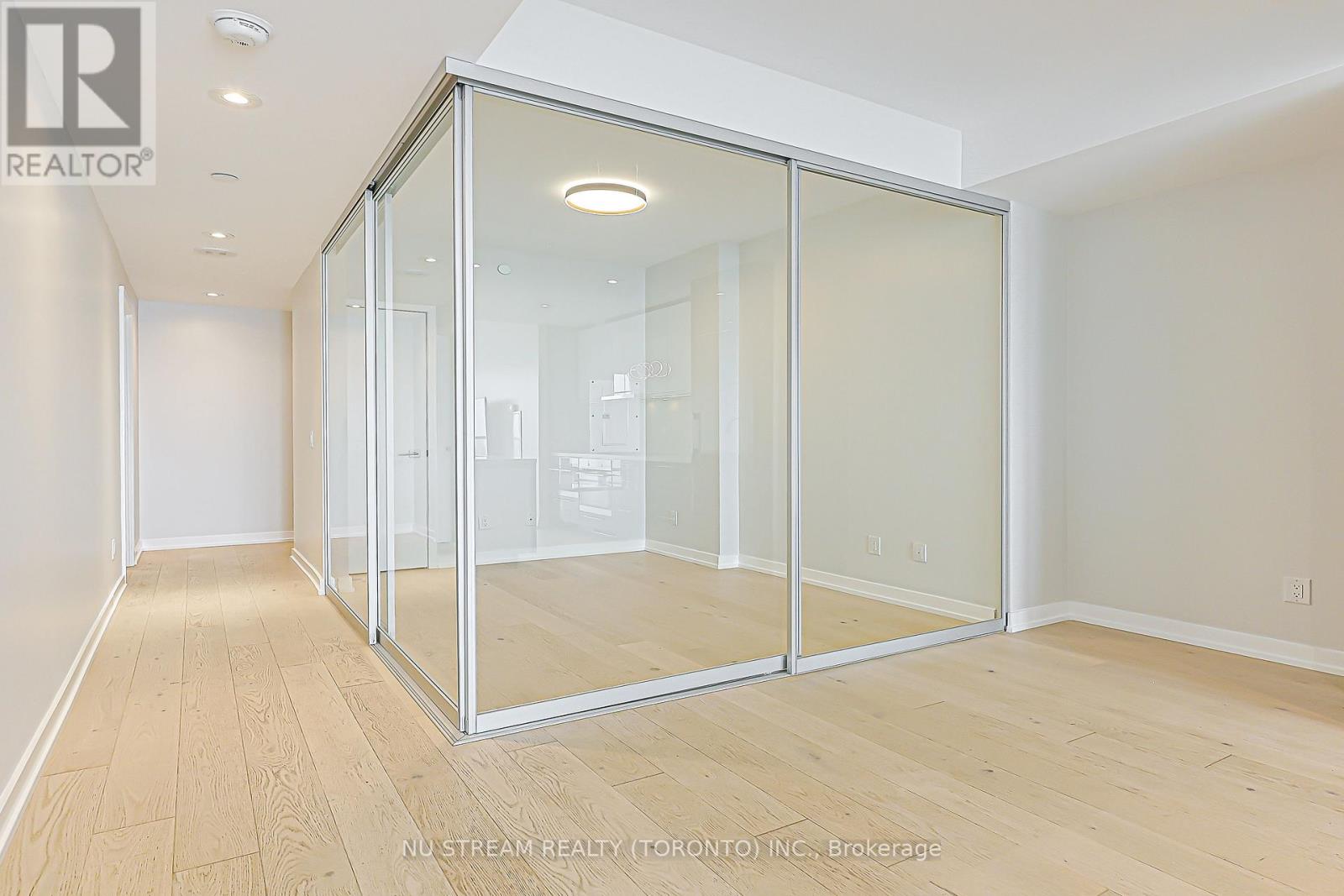 488 University Avenue, Toronto, Ontario  M5G 0C1 - Photo 41 - C13698686